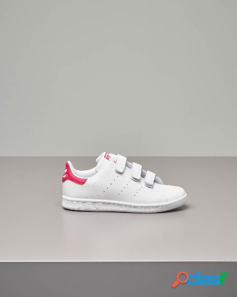 Stan Smith bianca con dettaglio fucsia e chiusure a strappo