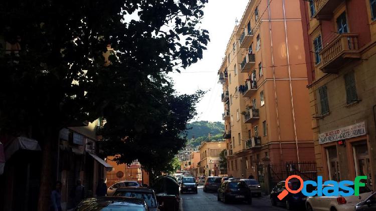 Genova - Rivarolo appartamento