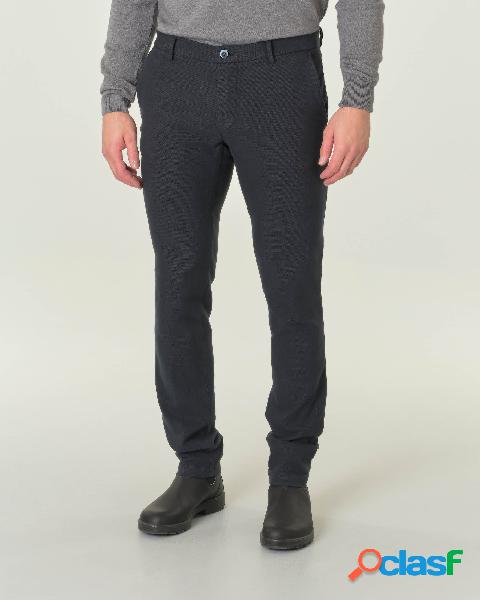 Pantalone chino Levanto blu in cotone stretch micro armatura