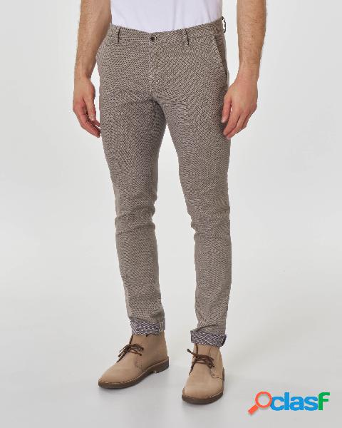 Pantalone chino Levanto fango in micro fantasia rombetto di