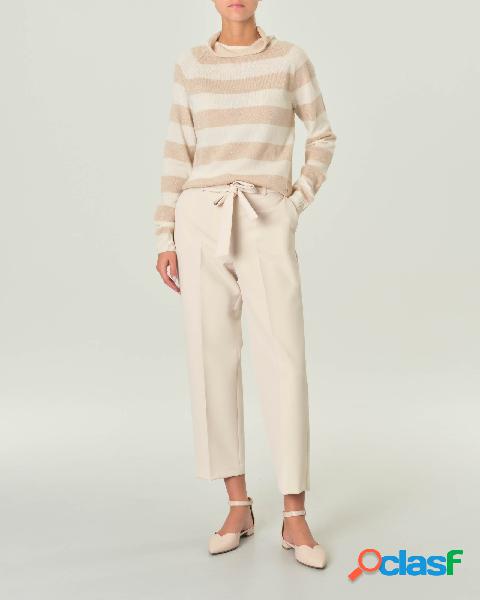 Pantaloni color avorio in cady stretch con fusciacca in vita