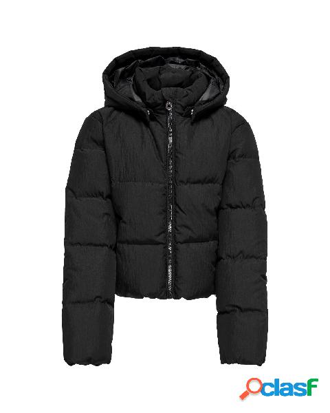 Piumino in nylon crinkle nero a collo alto con cappuccio