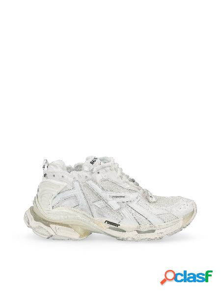 Sneakrs Runner