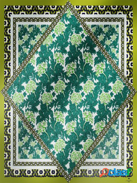 Foulard carré verde in pura seta a fantasia ramage con