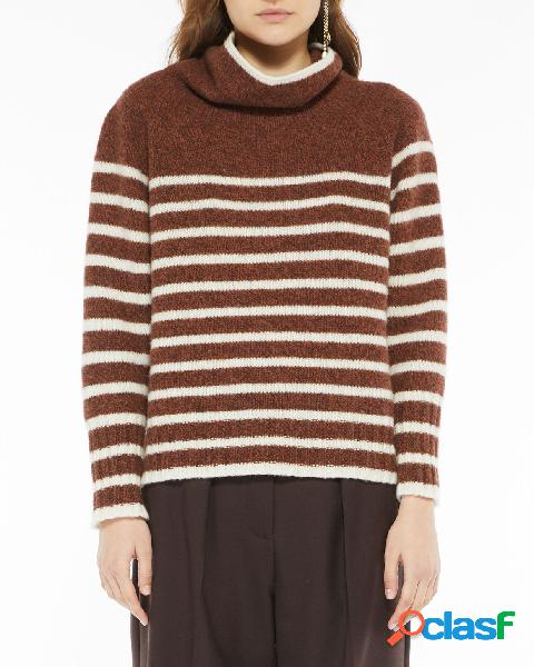 Maglia in pura lana vergine marrone a righe bianche con