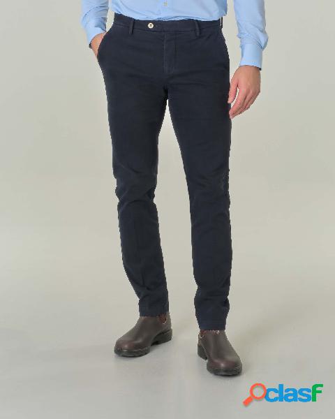 Pantalone chino Brad blu in tessuto micro armatura di cotone