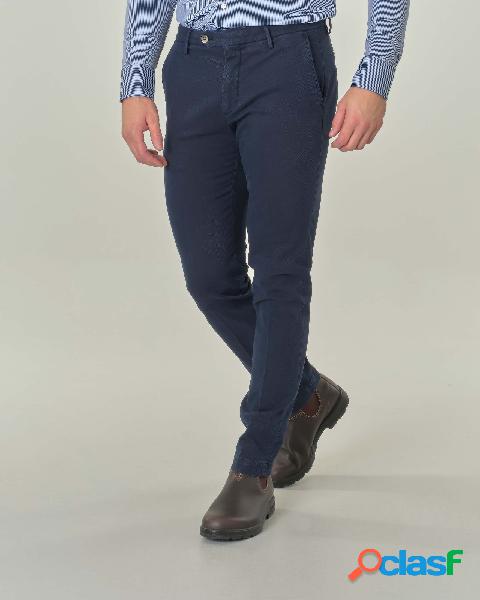 Pantalone chino Brad blu navy in tessuto diagonale di cotone