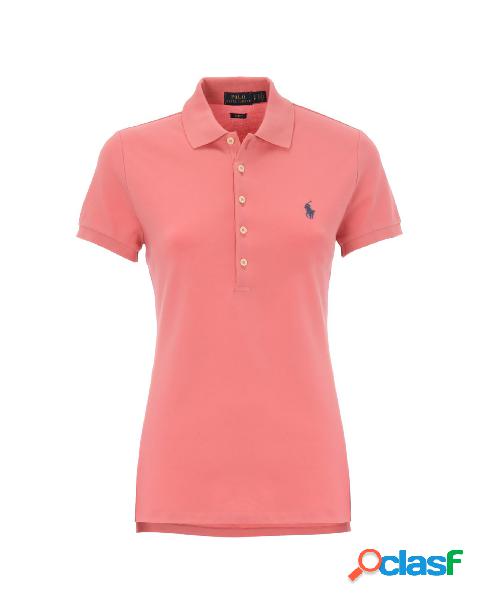 Polo color corallo in cotone stretch con logo ricamato a