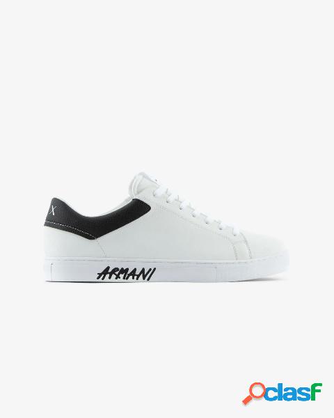Sneakers bianche in pelle martellata con inserto nero sul