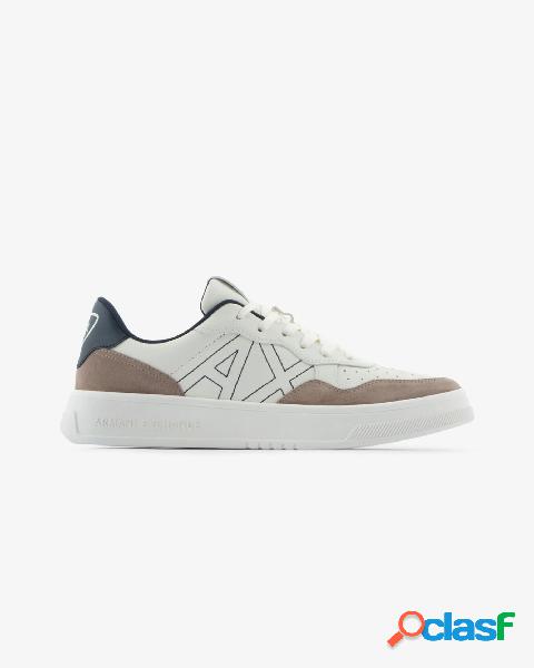 Sneakers bianche in tessuto tecnico con inserti scamosciati