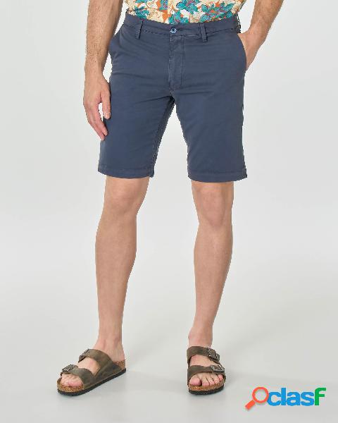 Bermuda chino blu in twill di cotone stretch