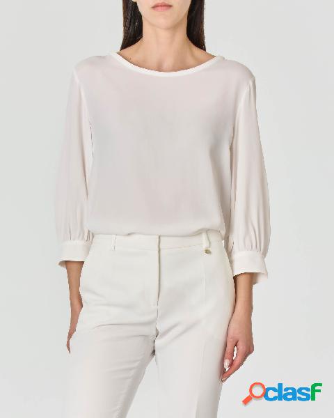 Blusa bianca in crêpe di misto seta con bottoni dorati sui