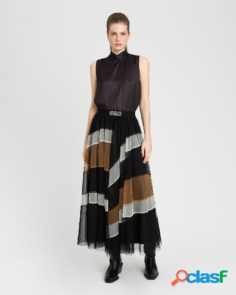 Gonna lunga nera in tulle a patch obliqui color avorio e