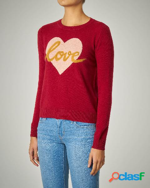 Maglia in lana rossa con ricamo a cuore e scritta