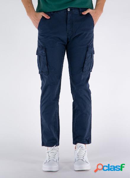PANTALONE CARGO CON TASCONI