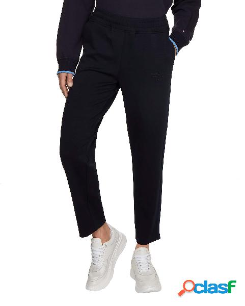 Pantaloni in felpa blu di misto viscosa con applicazione in