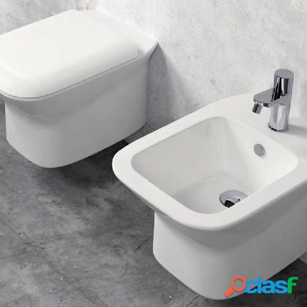 Sanitari sospesi Ceramica Azzurra Prua wc sedile bidet