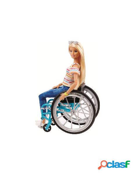 Barbie sedia a rotelle