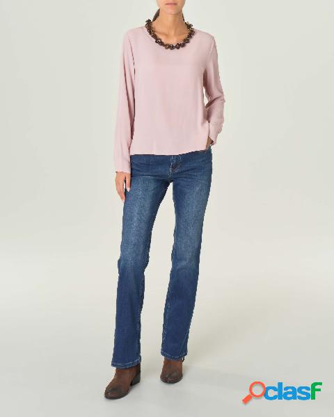 Blusa rosa in crêpe de Chine misto seta con scollo tondo e
