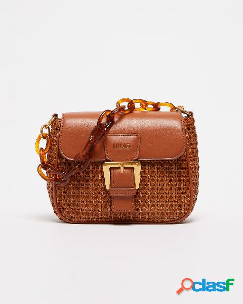 Borsa a tracolla color cuoio in similpelle con intreccio in
