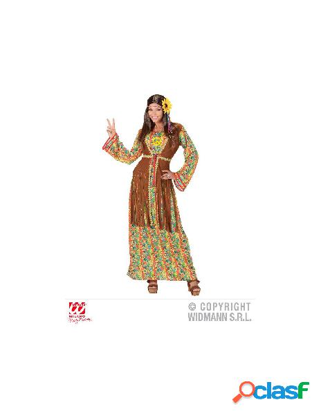 Donna hippie (vestito con gilet,collana segno della pace)