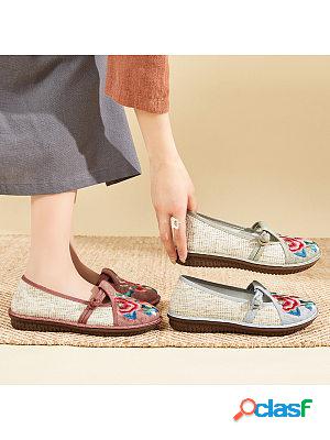 Fashion Woven Ethnic Style Embroidered Shoes