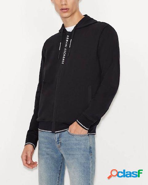 Felpa blu con cappuccio e chiusura zip coperta da pattina