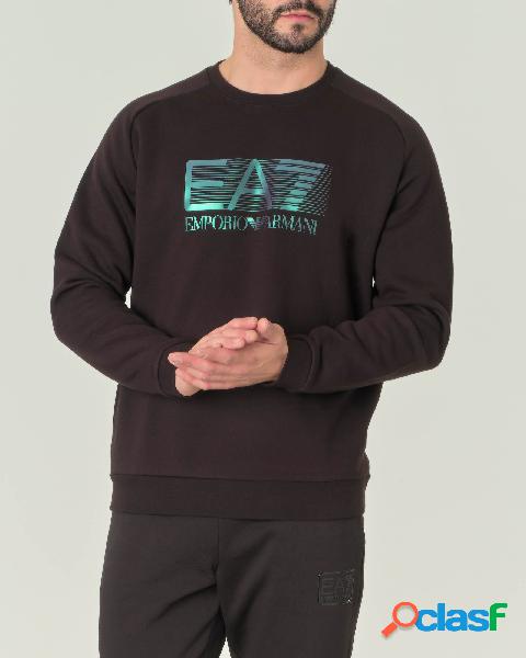 Felpa nera girocollo con maniche raglan e maxi logo frontale