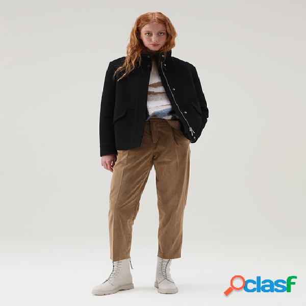 Giaccone corto nero in panno di lana e cashmere con retro in
