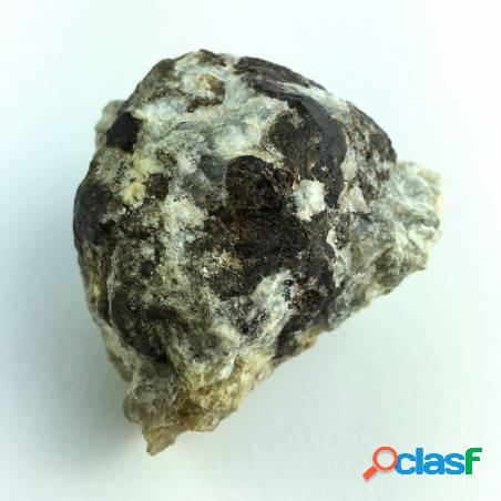Minerali grande granato di rossaccio val di chiavenna cm.5,5