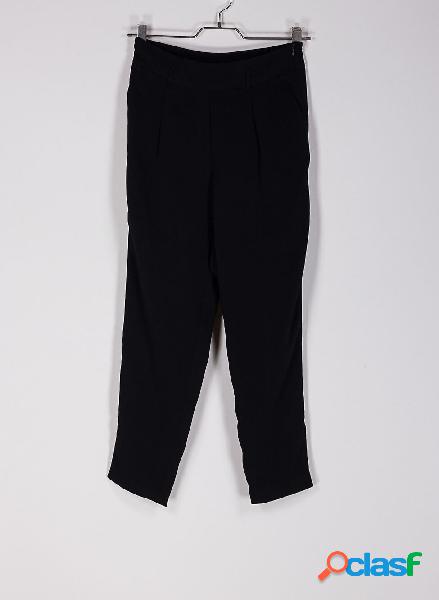 PANTALONE A SIGARETTA