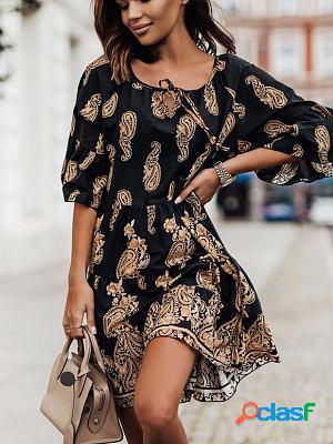 Round Neck Ties Fashion Print Shift Dresses