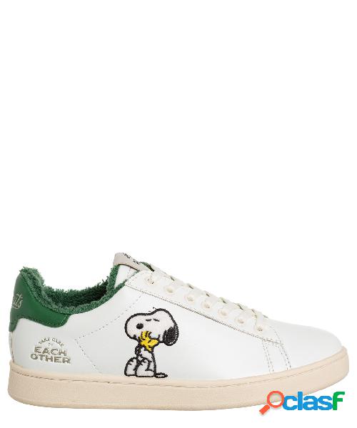 Sneakers peanuts snoopy and woodstock gallery