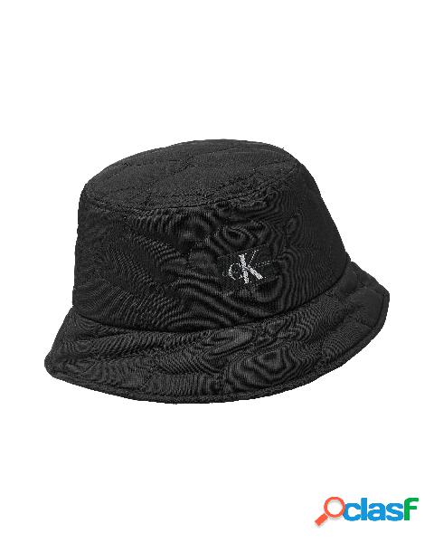 Cappello alla pescatora nero trapuntato ad onde