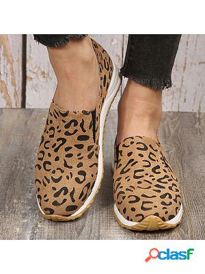 Flat Casual Shoes