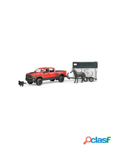 Ram 2500 power wagon con rimorchio e 1 cavallo