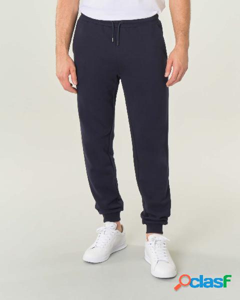 Pantalone blu in interlock di cotone con taschino sul retro