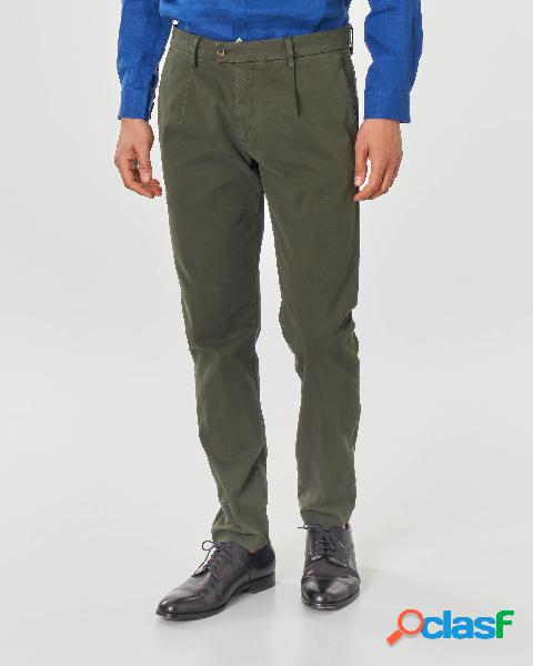 Pantalone chino verde militare in cotone stretch