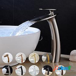 rubinetto lavabo bagno a cascata con tubo di alimentazione,