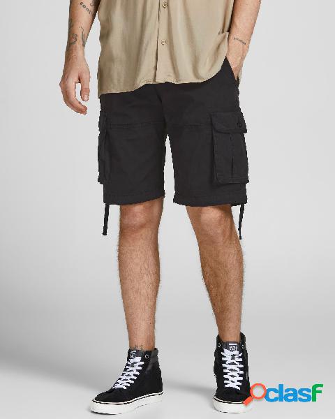 Bermuda cargo nero in cotone stretch loose-fit