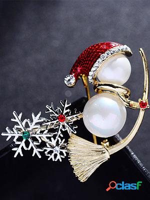 Fashion Creative Christmas Cute Snowman Brooch