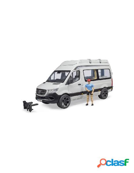 Mb sprinter camper con personaggio