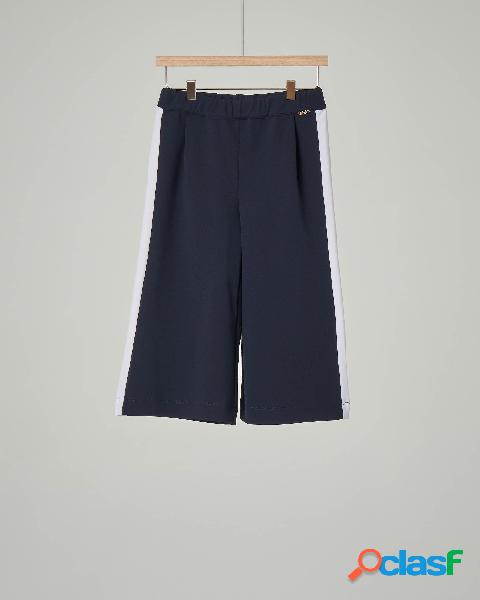 Pantalone blu cropped con banda