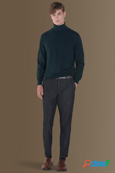 Pantalone uomo chino con pinces singola e risvolto