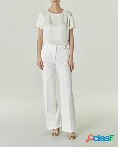 Pantaloni bianchi palazzo in tessuto tecnico stretch a vita