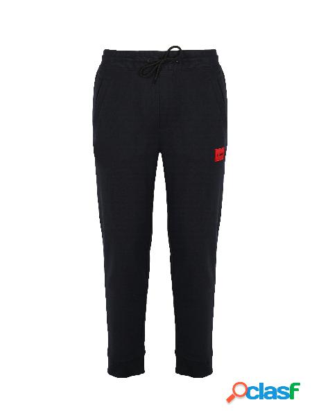 Pantaloni tuta con patch logo rosso