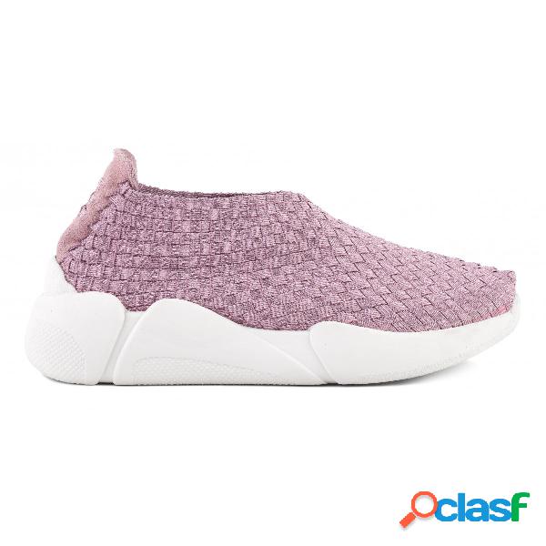 Sneakers con tomaia intrecciata