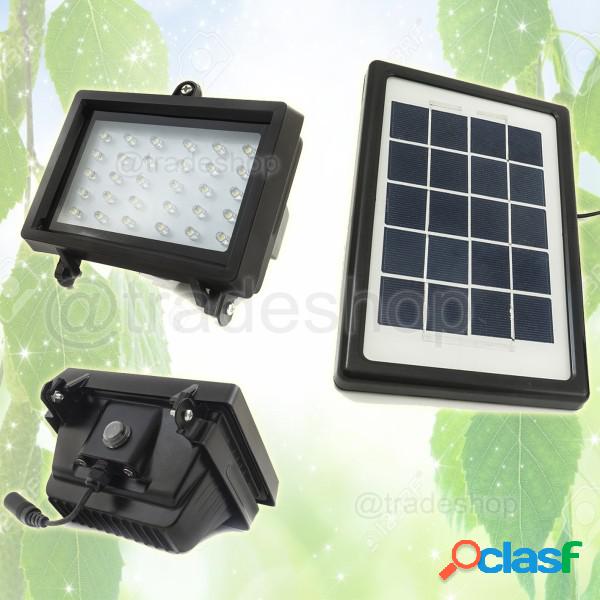 Trade Shop - Faro Faretto 30 Led Energia Solare Pannello