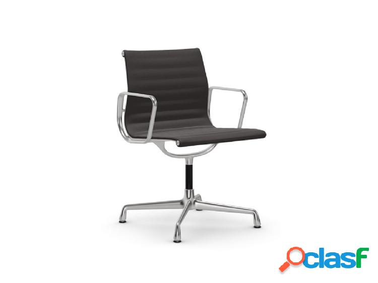 Vitra EA 103 - Sedia fissa con braccioli