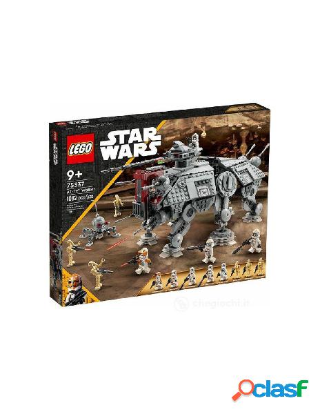 Walker at-te